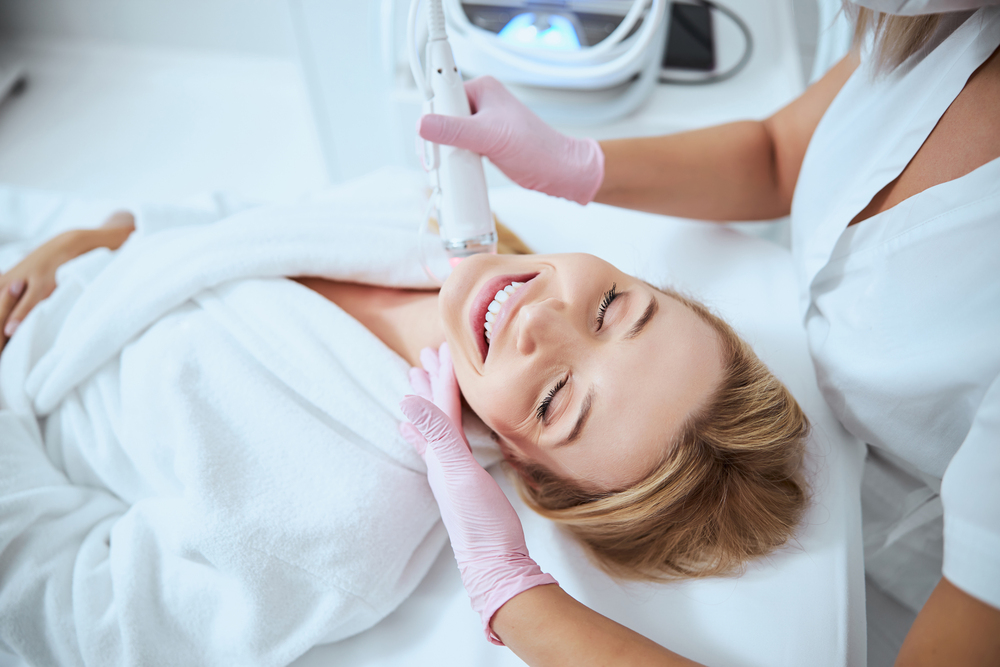 Microneedling procedure and Medspa Marketing KPIs